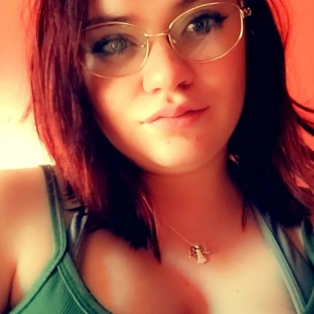 Meet your Posher, Catie